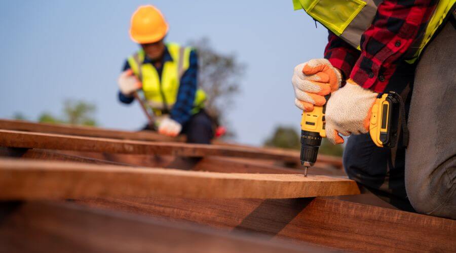 Professional residential roofers in Saint Thomas, MO